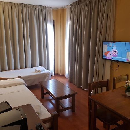 Apartamentos Parot Quality Santa Eularia des Riu Eksteriør billede